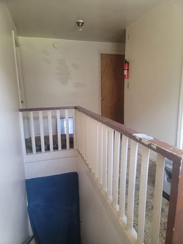 516 E RAINES RD, Memphis, TN 38109