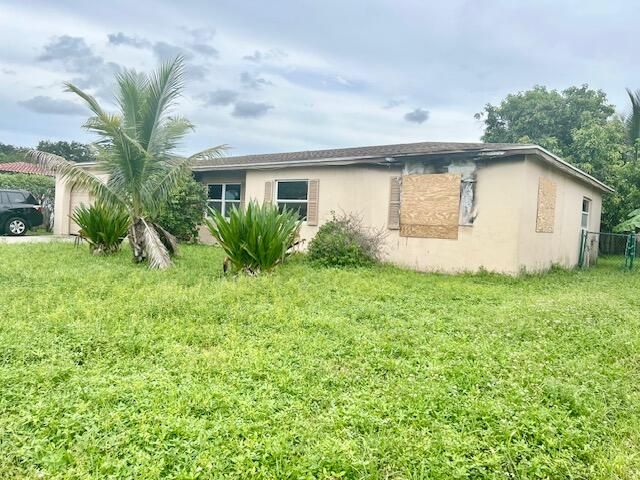 10685 EMBER Street, Boca Raton, FL 33428