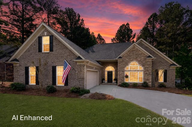 147 Honeysuckle Creek Loop, Mooresville, NC 28117