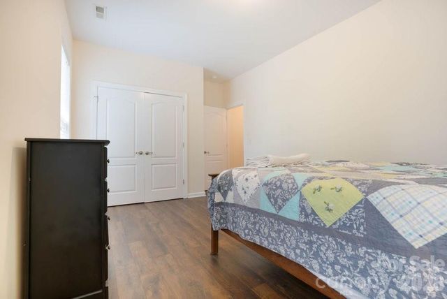 147 Honeysuckle Creek Loop, Mooresville, NC 28117