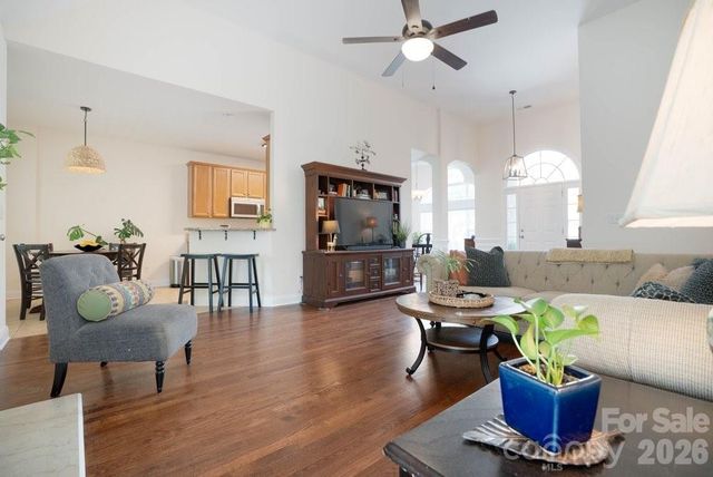 147 Honeysuckle Creek Loop, Mooresville, NC 28117