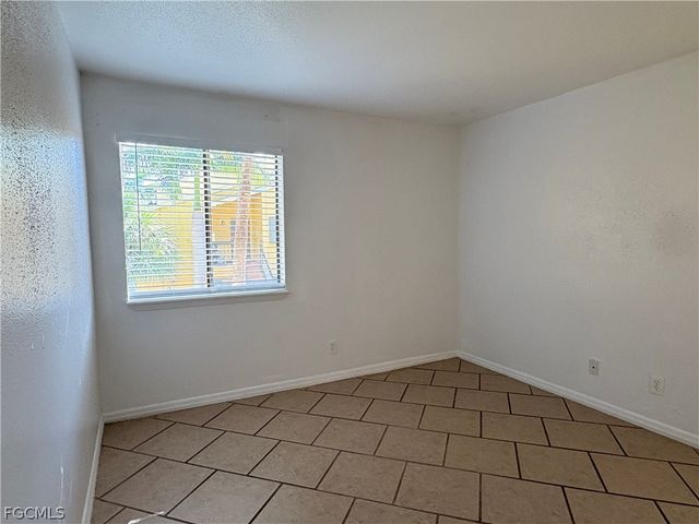 2855 Winkler AVE 113, Fort Myers, FL 33916
