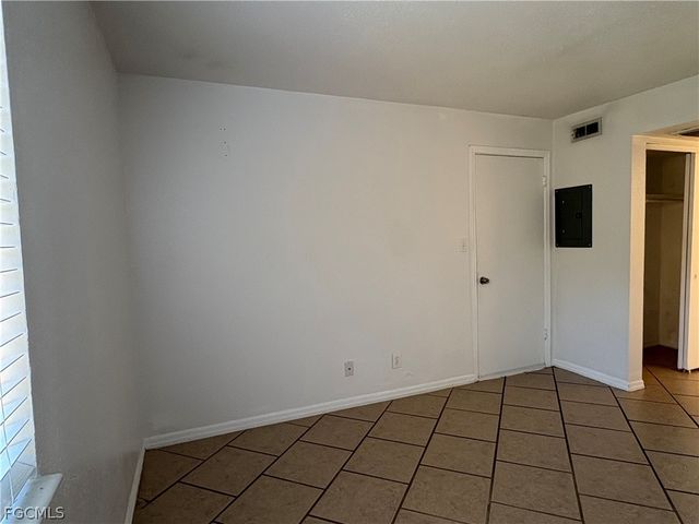 2855 Winkler AVE 113, Fort Myers, FL 33916