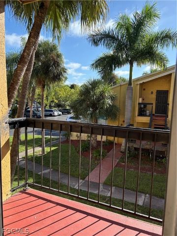 2855 Winkler AVE 113, Fort Myers, FL 33916