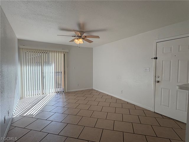 2855 Winkler AVE 113, Fort Myers, FL 33916