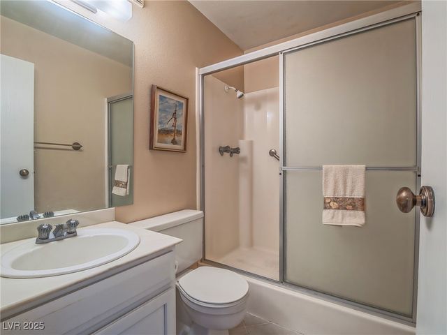 725 North Royal Crest Circle 231, Las Vegas, NV 89169