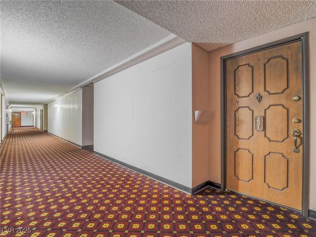 725 North Royal Crest Circle 231, Las Vegas, NV 89169