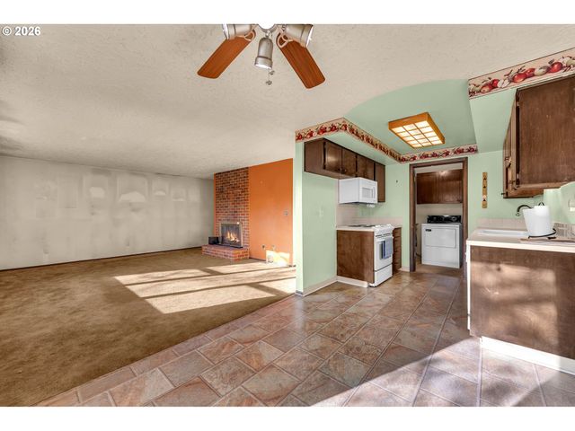 3702 Ne 45TH St 3702, Vancouver, WA 98661