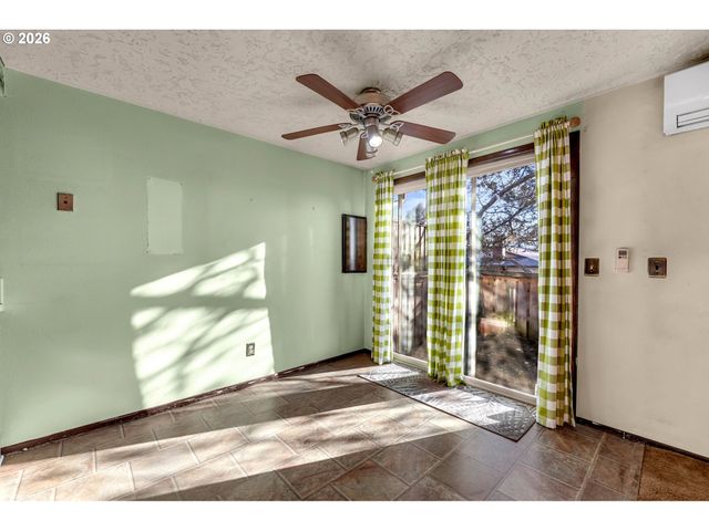 3702 Ne 45TH St 3702, Vancouver, WA 98661