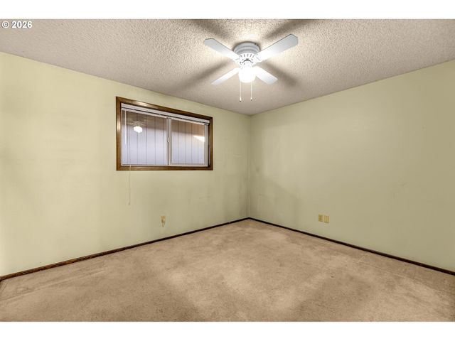 3702 Ne 45TH St 3702, Vancouver, WA 98661