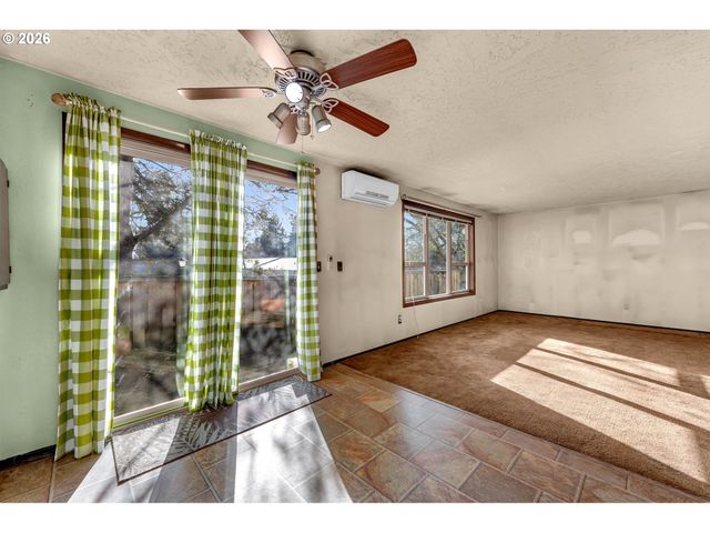 3702 Ne 45TH St 3702, Vancouver, WA 98661