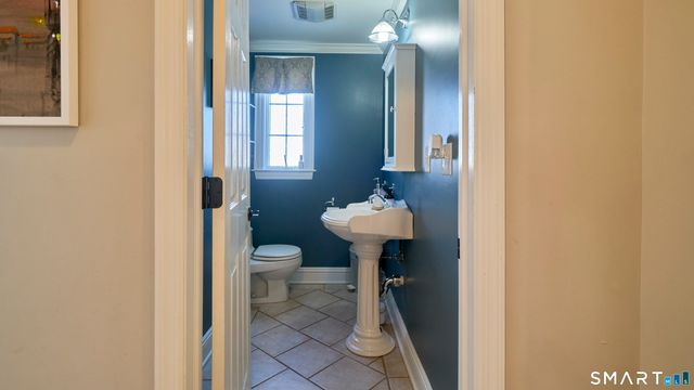 342 S Main Street, West Hartford, CT 06107