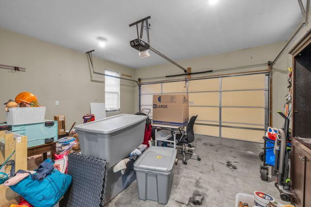 7999 Squirrel Wood Court, Ooltewah, TN 37363