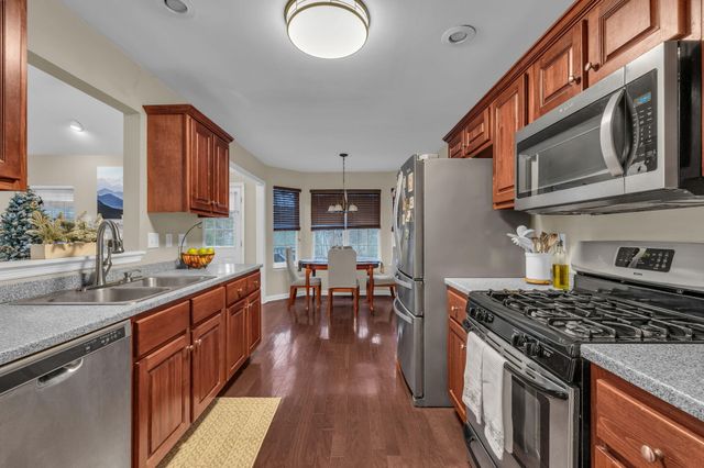 7999 Squirrel Wood Court, Ooltewah, TN 37363