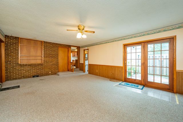 601 15th Street, Dallas Center, IA 50063