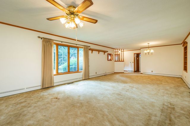 601 15th Street, Dallas Center, IA 50063