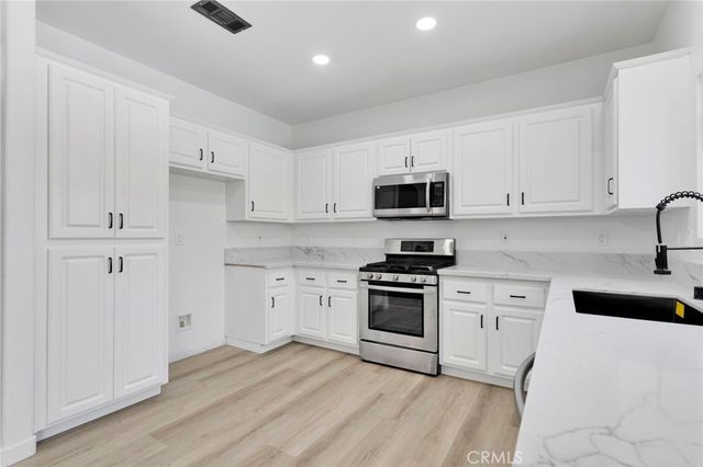 13970 Doria, Victorville, CA 92394