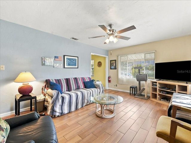 5054 4TH AVENUE S, St Petersburg, FL 33707
