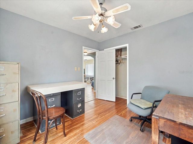 5054 4TH AVENUE S, St Petersburg, FL 33707