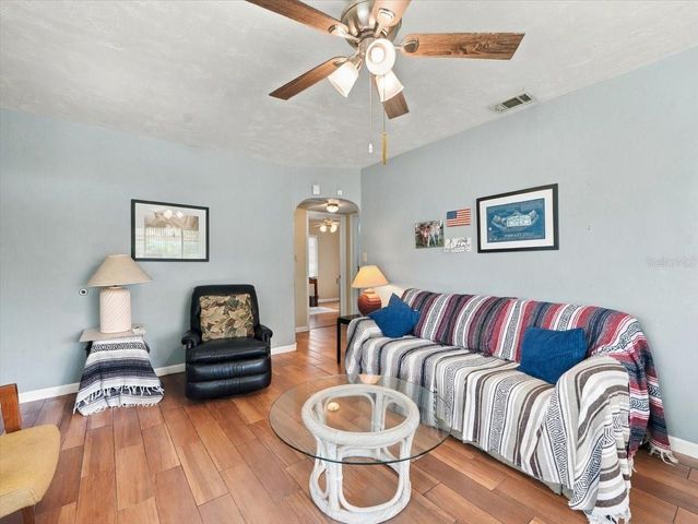 5054 4TH AVENUE S, St Petersburg, FL 33707