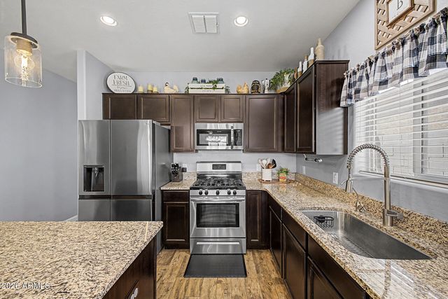 4012 W MAGGIE Drive, San Tan Valley, AZ 85144