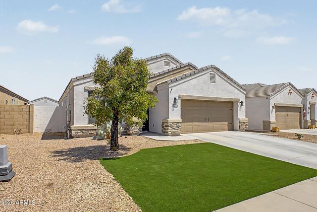 4012 W MAGGIE Drive, San Tan Valley, AZ 85144