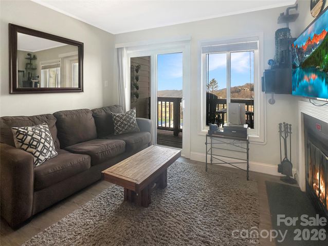 101 Sugar Ski Drive, Sugar Mountain, NC 28604