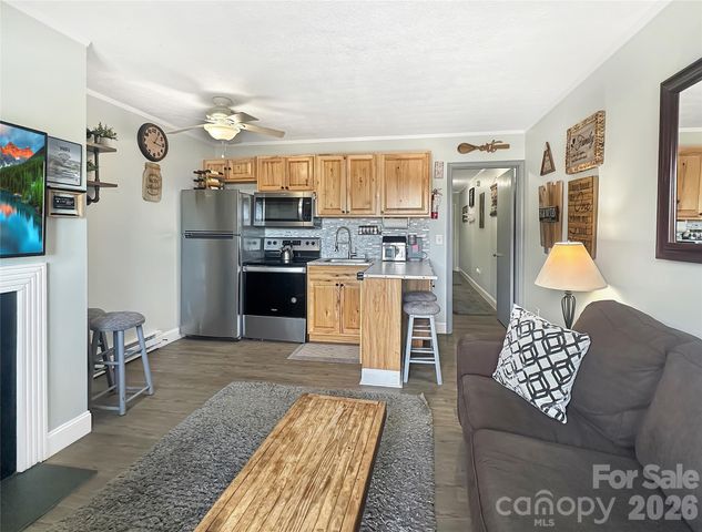 101 Sugar Ski Drive, Sugar Mountain, NC 28604