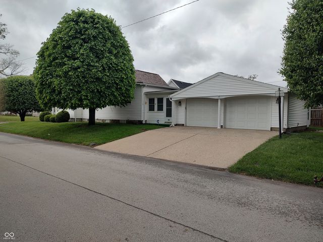 2428 Main Street, Elwood, IN 46036
