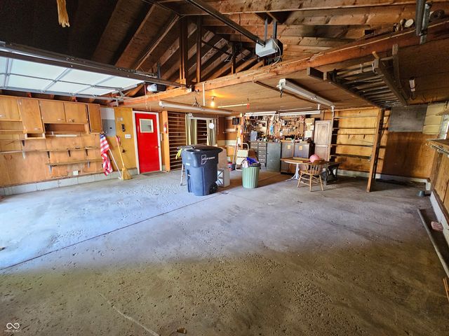 2428 Main Street, Elwood, IN 46036