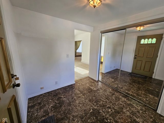 2428 Main Street, Elwood, IN 46036