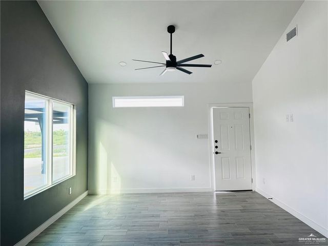 2613 Mockingbird Road D, Weslaco, TX 78596