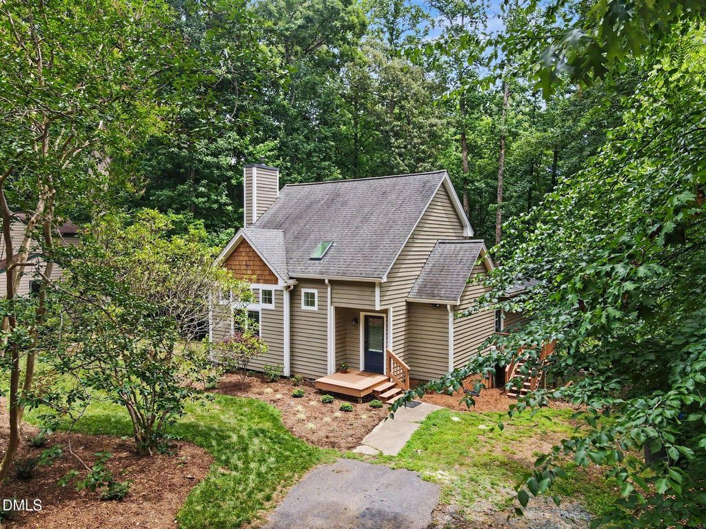 604 Bolin Creek Drive, Carrboro, NC 27510