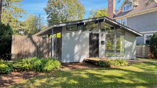 216 Broadway Street, Libertyville, IL 60048