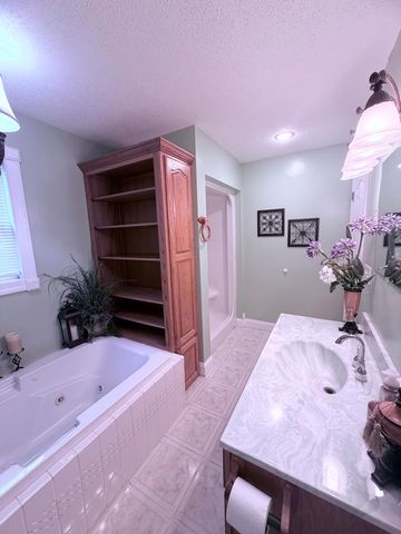 90 Howington Lane, Corbin, KY 40701