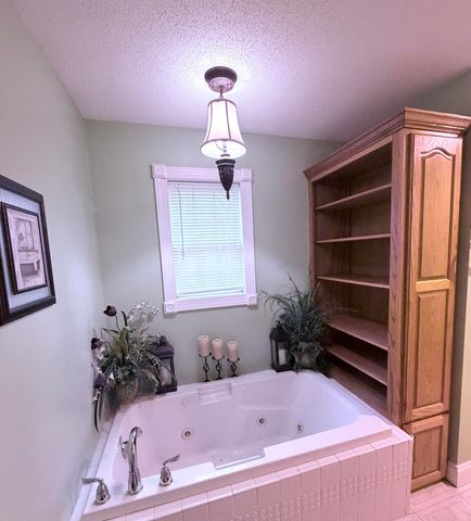 90 Howington Lane, Corbin, KY 40701