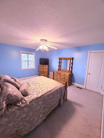 90 Howington Lane, Corbin, KY 40701