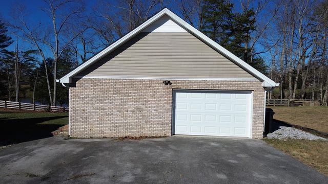 90 Howington Lane, Corbin, KY 40701