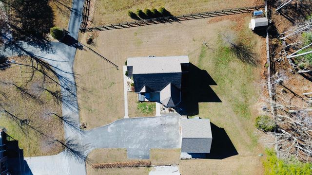 90 Howington Lane, Corbin, KY 40701