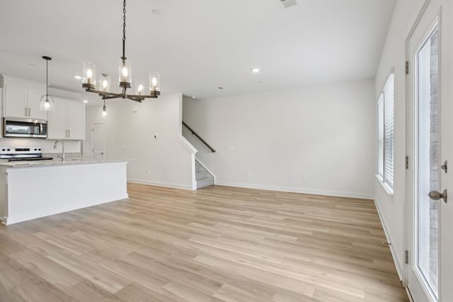 7142 Cedarcrest Ln, Fairview, TN 37062