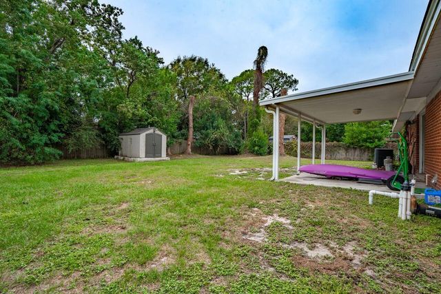 228 NW Watson Drive, Fort Walton Beach, FL 32548