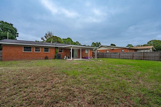 228 NW Watson Drive, Fort Walton Beach, FL 32548