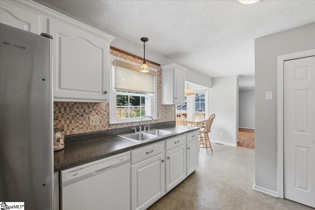 402 Latrobe Drive, Simpsonville, SC 29681