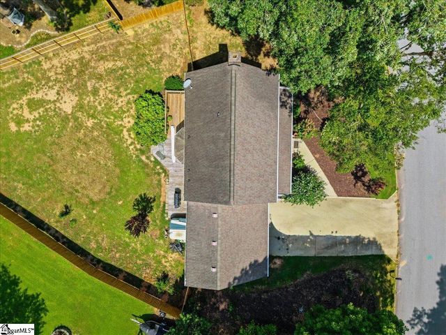 402 Latrobe Drive, Simpsonville, SC 29681