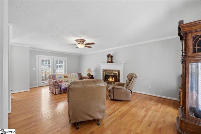 402 Latrobe Drive, Simpsonville, SC 29681