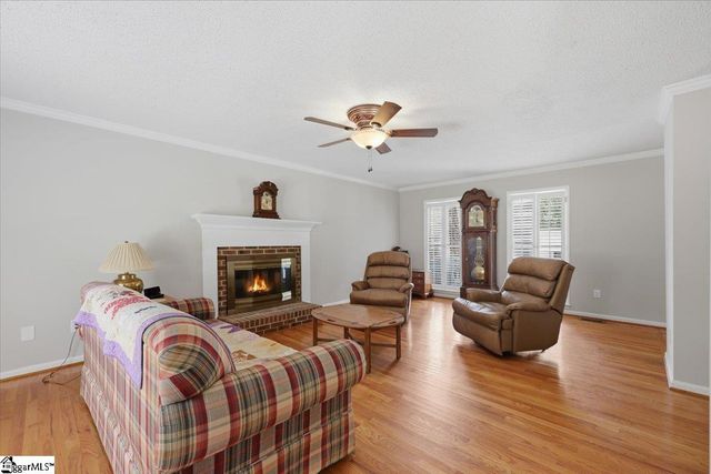 402 Latrobe Drive, Simpsonville, SC 29681