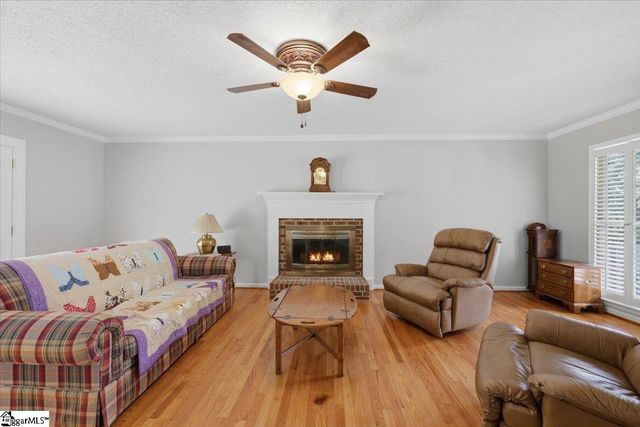 402 Latrobe Drive, Simpsonville, SC 29681