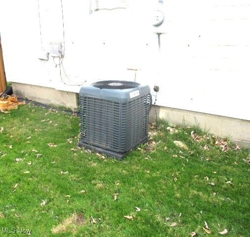 752 Laird Avenue NE, Warren, OH 44483