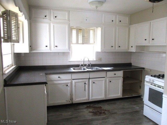 752 Laird Avenue NE, Warren, OH 44483