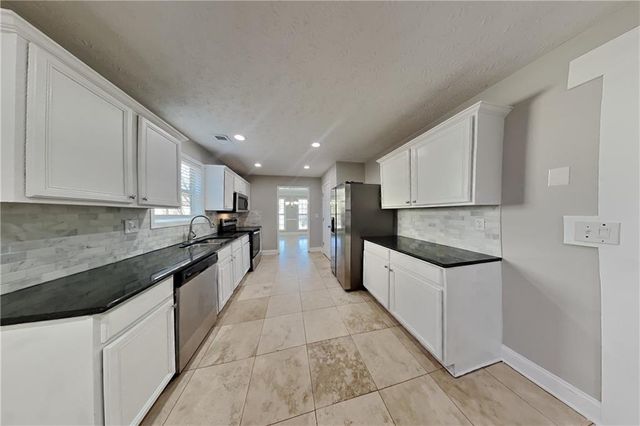 537 Paper Ridge Lane, Lawrenceville, GA 30046